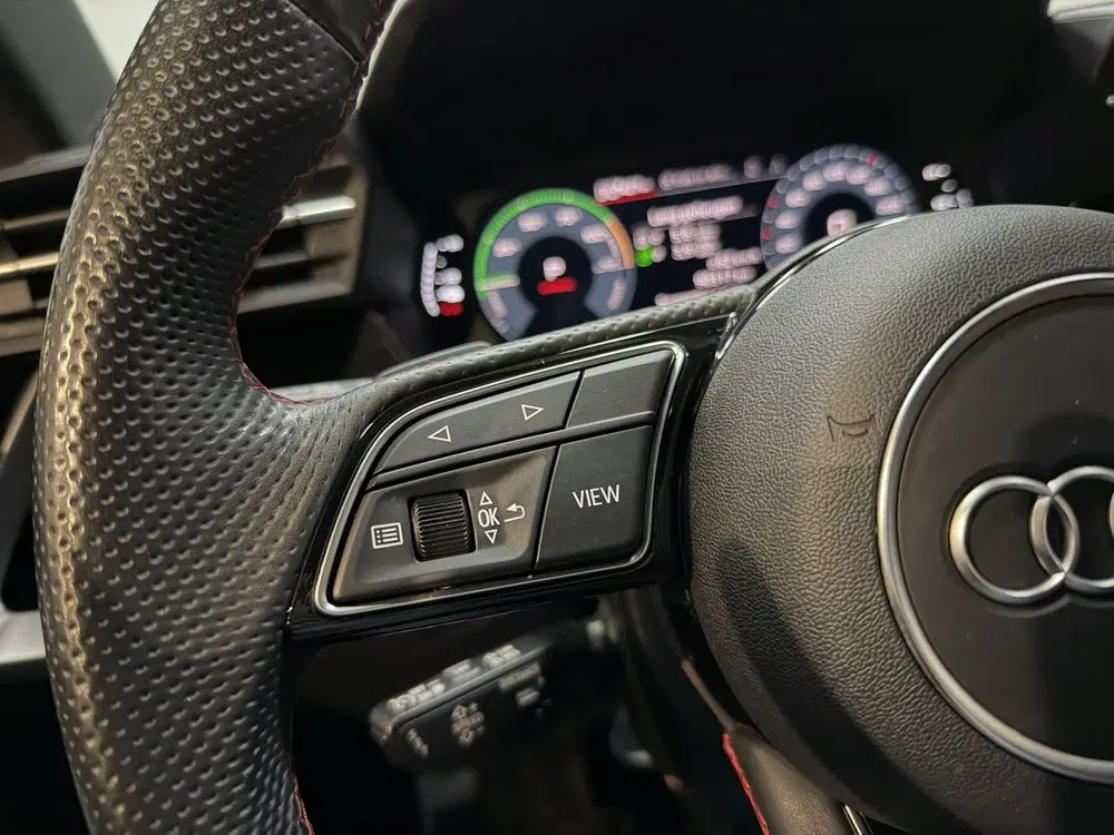 Audi A3 45 TFSI e S edition Competition 3x S Line uit 2023, foto 18