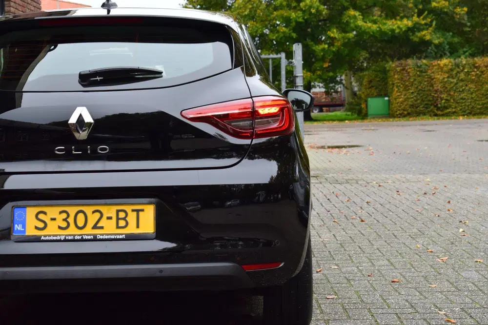 Renault Clio 1.0 TCe 90PK Equilibre PDC uit 2023, foto 20