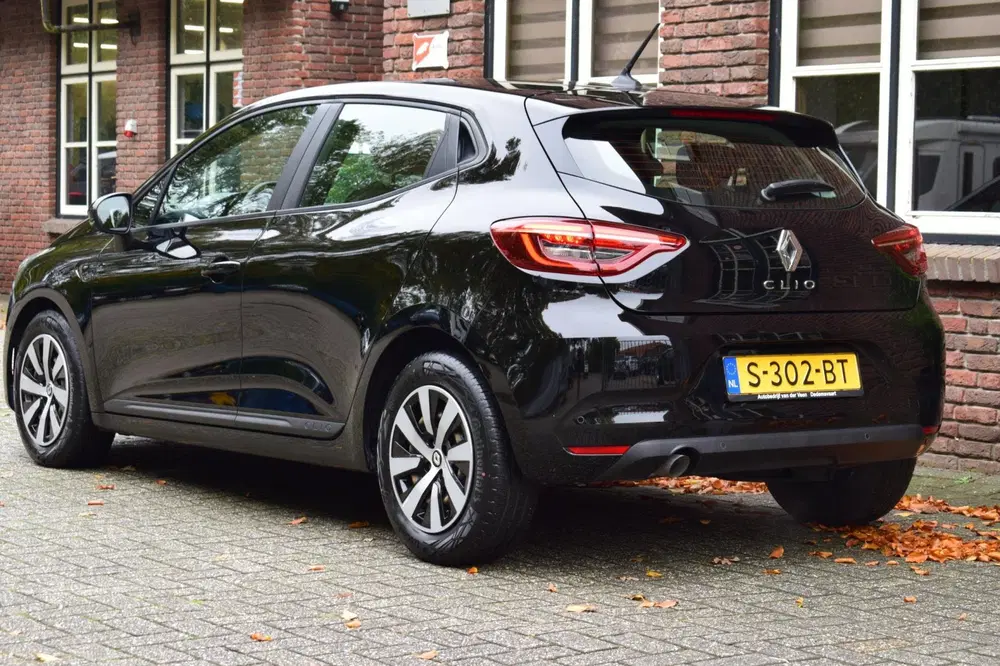 Renault Clio 1.0 TCe 90PK Equilibre PDC uit 2023, foto 3