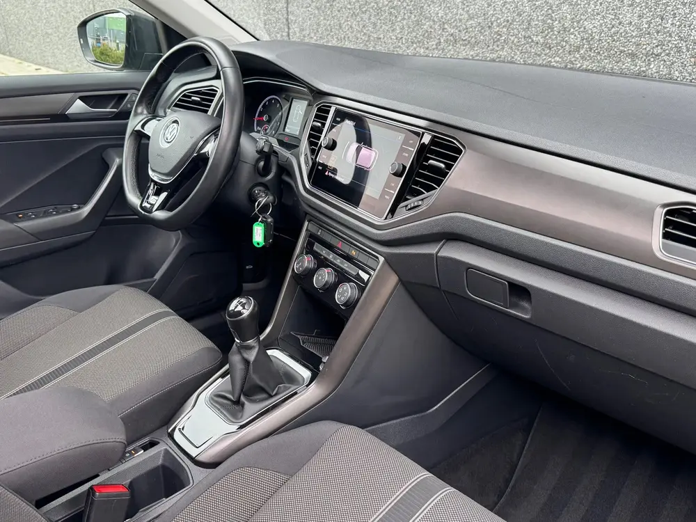 Volkswagen T-Roc R-line Pano trekhaak Pdc led Carplay uit 2019, foto 11