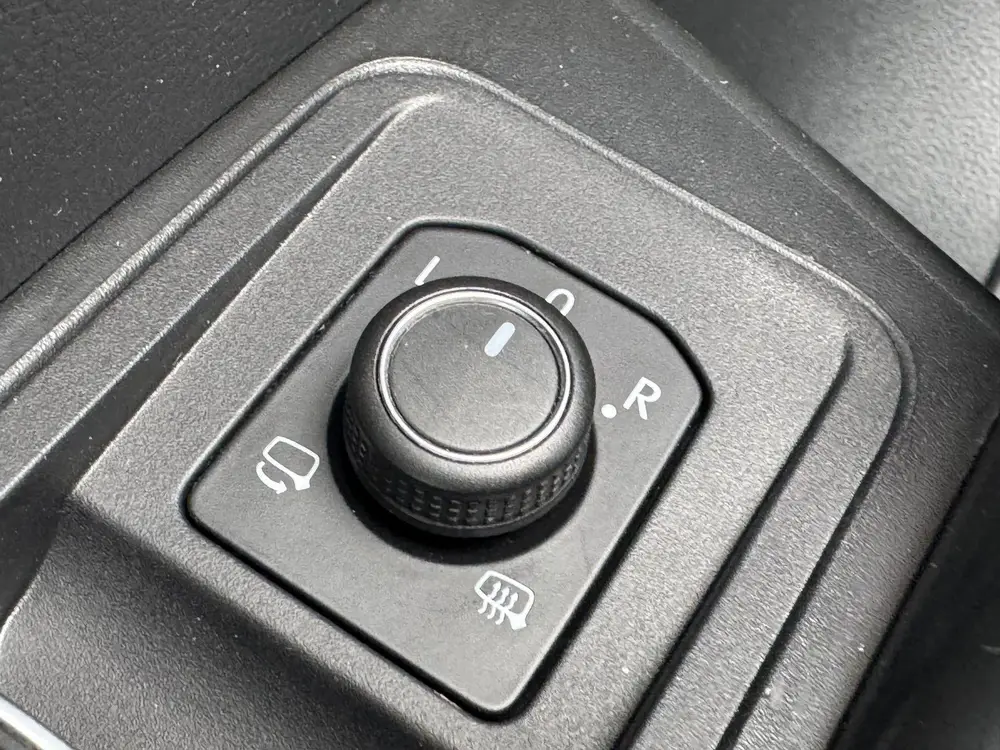 Volkswagen T-Roc R-line Pano trekhaak Pdc led Carplay uit 2019, foto 15