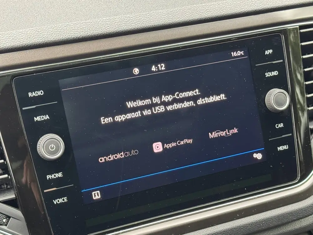 Volkswagen T-Roc R-line Pano trekhaak Pdc led Carplay uit 2019, foto 19