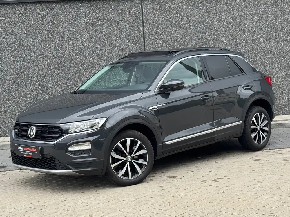 Volkswagen T-Roc R-line Pano trekhaak Pdc led Carplay uit 2019, foto 5