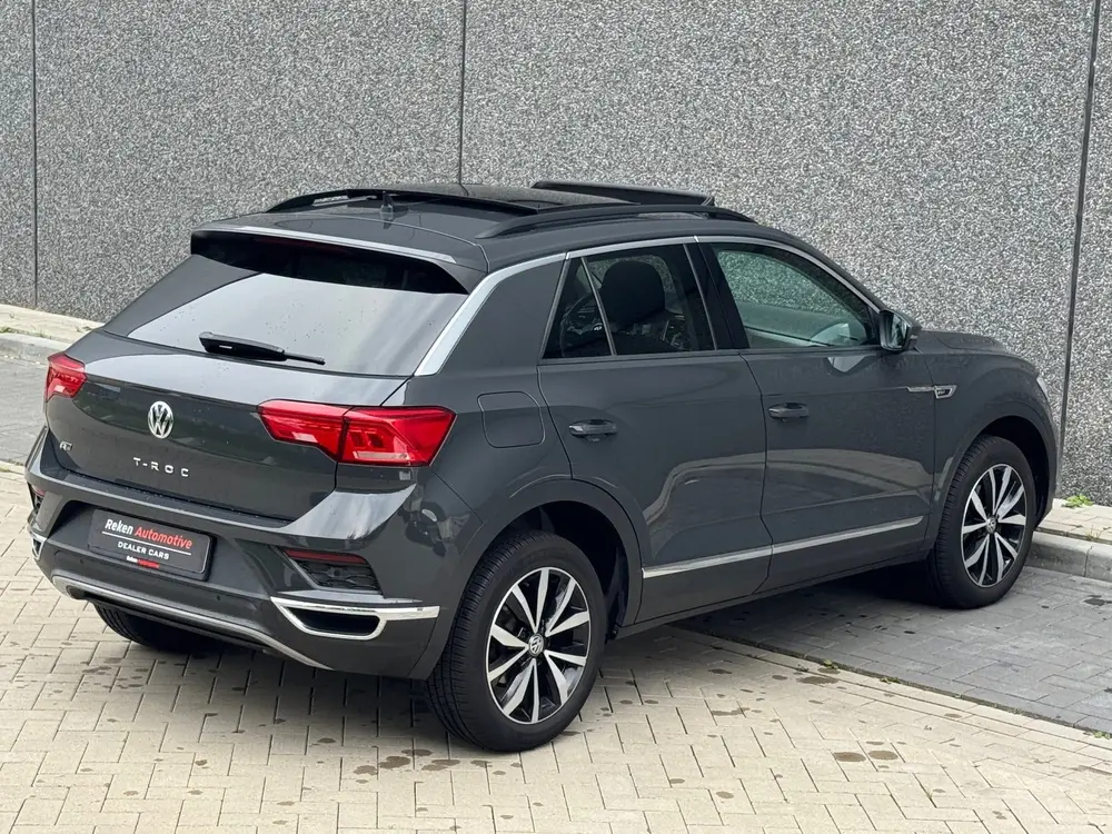 Volkswagen T-Roc R-line Pano trekhaak Pdc led Carplay uit 2019, foto 8