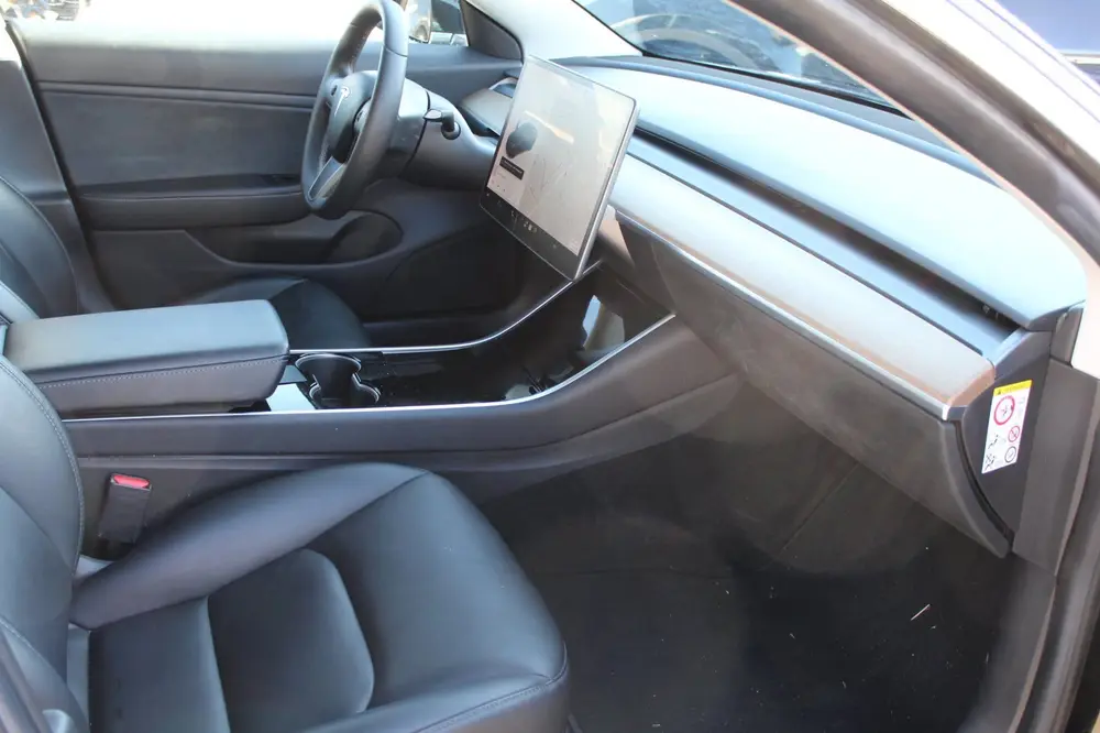 Tesla Model 3 Long Range AWD 75 kWh SOH 89 % AUTOPILOT / LEE uit 2019, foto 15