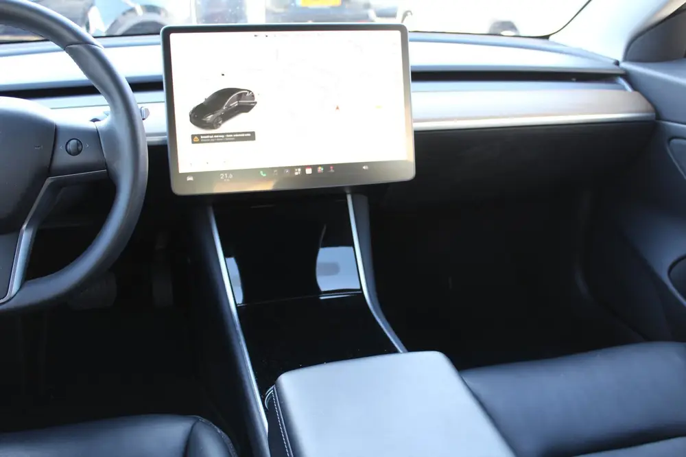 Tesla Model 3 Long Range AWD 75 kWh SOH 89 % AUTOPILOT / LEE uit 2019, foto 16