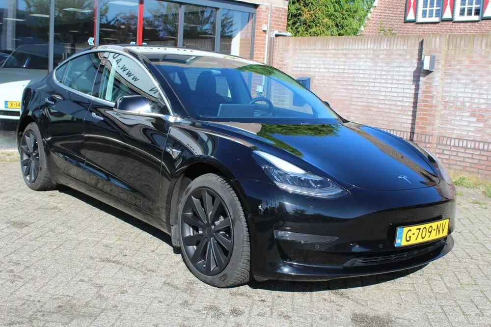 Tesla Model 3 Long Range AWD 75 kWh SOH 89 % AUTOPILOT / LEE uit 2019, foto 5
