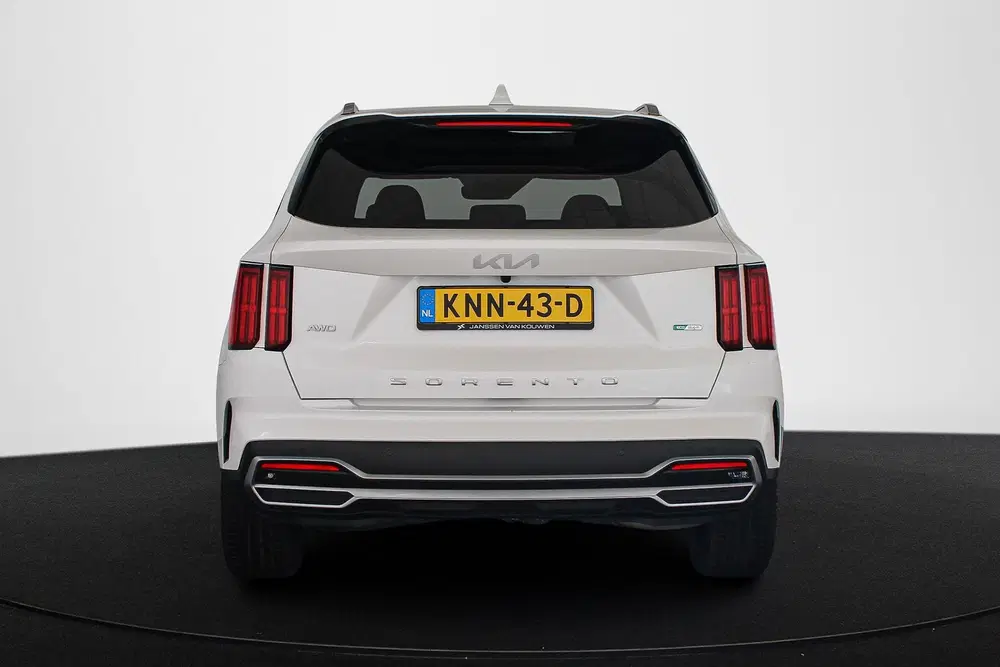 Kia Sorento 1.6 T-GDI Plug-in Hybrid 4WD ExecutiveLine uit 2022, foto 17