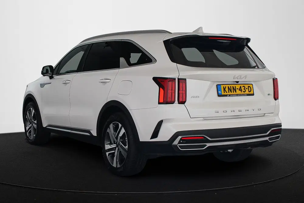 Kia Sorento 1.6 T-GDI Plug-in Hybrid 4WD ExecutiveLine uit 2022, foto 4