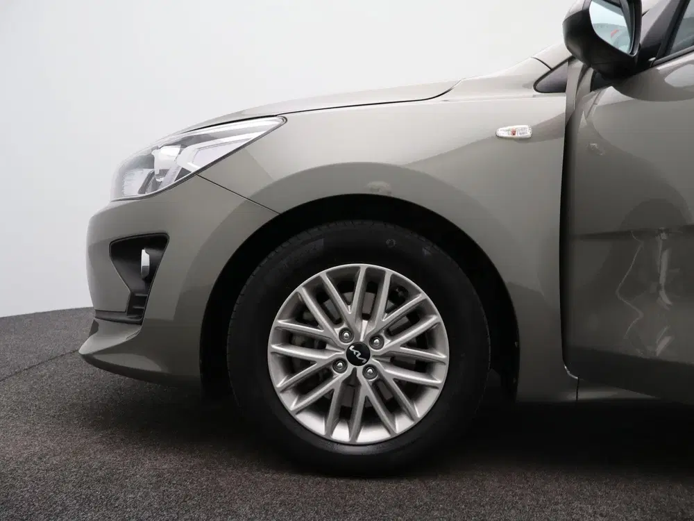 Kia Rio 1.0 T-GDi MHEV DynamicLine uit 2022, foto 17