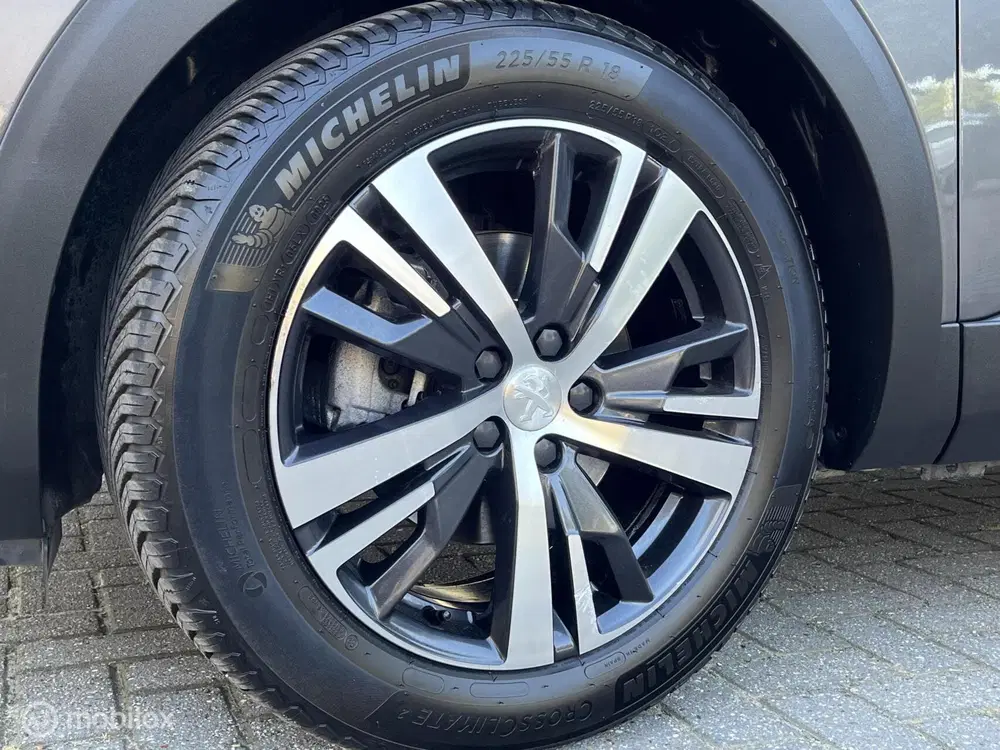 Peugeot 5008 1.2 PureTech Allure Automaat CarPlay Keyle uit 2021, foto 4