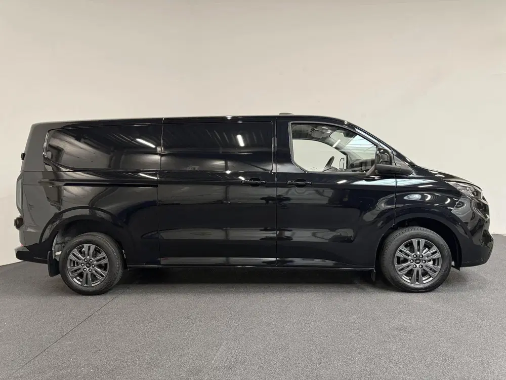 Ford Transit Custom 320 2.0 TDCI L2H1 Limited Automaat Airco uit 2024, foto 7
