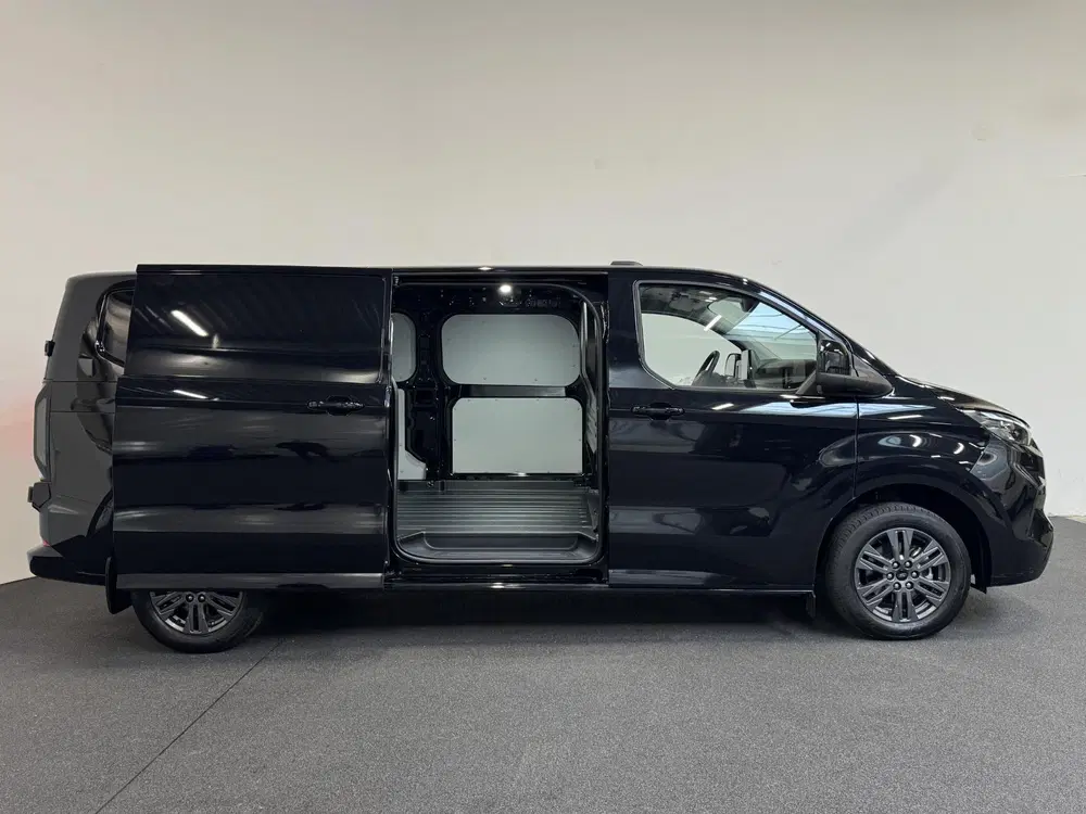 Ford Transit Custom 320 2.0 TDCI L2H1 Limited Automaat Airco uit 2024, foto 8