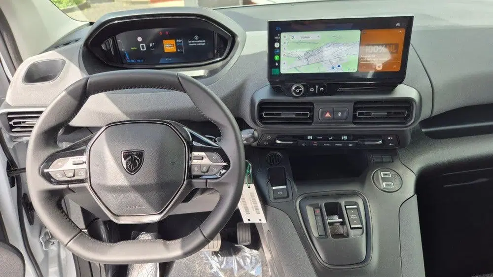Peugeot Rifter Elektrische L2 Rolstoelauto NIEUW uit 2026, foto 3