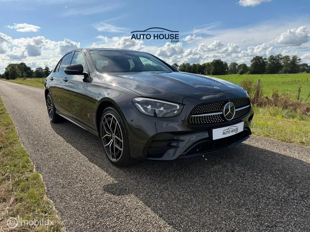 Mercedes-Benz E-Klasse 300 e AMG uit 2022, foto 5