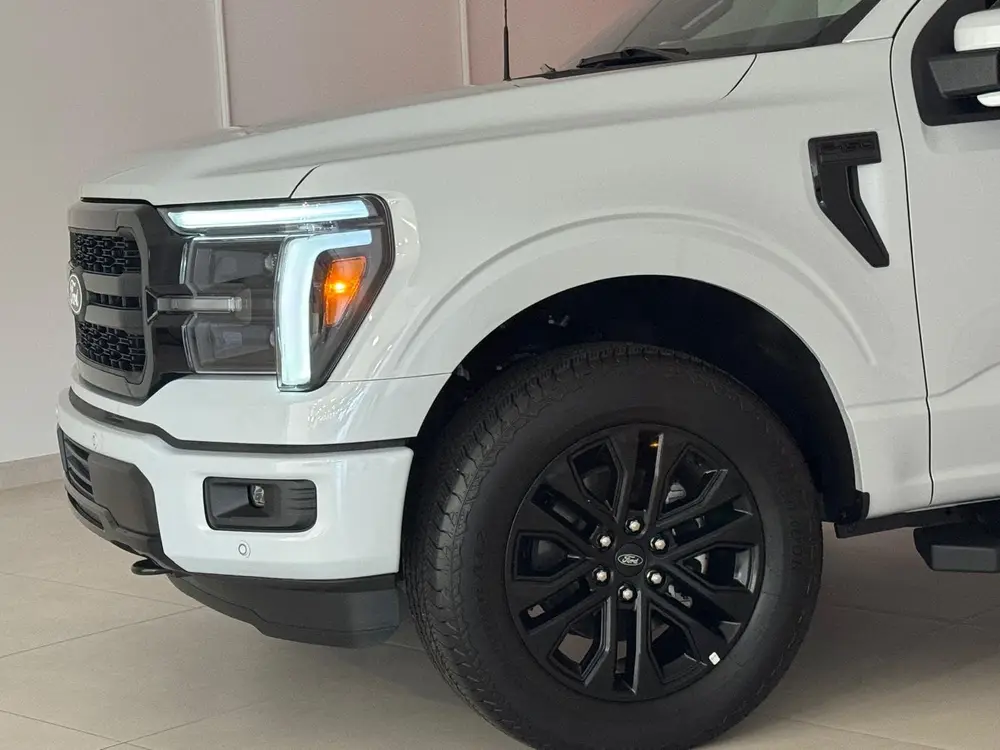 Ford F150 USA F-150 5.0 V8 Lariat black FX4 / B&O / Pano / HUD uit 2024, foto 3