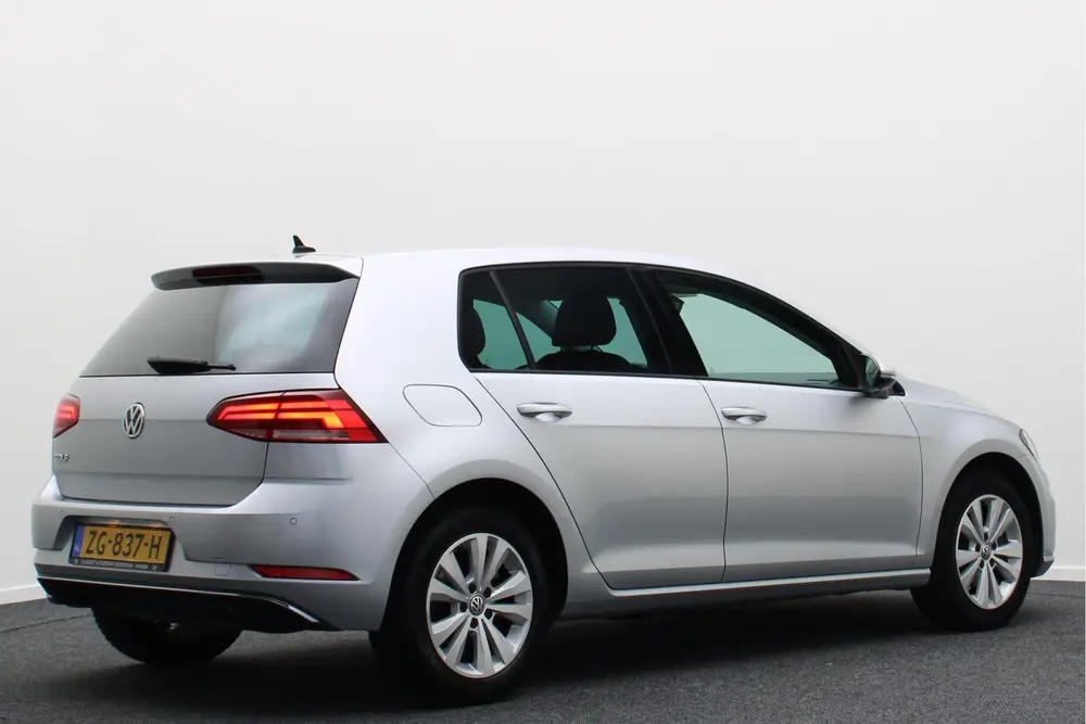 Volkswagen Golf 1.0 TSI DSG Comfortline Climate, ACC, Naviga uit 2019, foto 18
