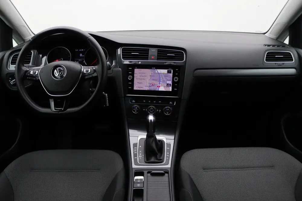 Volkswagen Golf 1.0 TSI DSG Comfortline Climate, ACC, Naviga uit 2019, foto 2