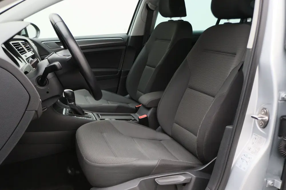 Volkswagen Golf 1.0 TSI DSG Comfortline Climate, ACC, Naviga uit 2019, foto 9