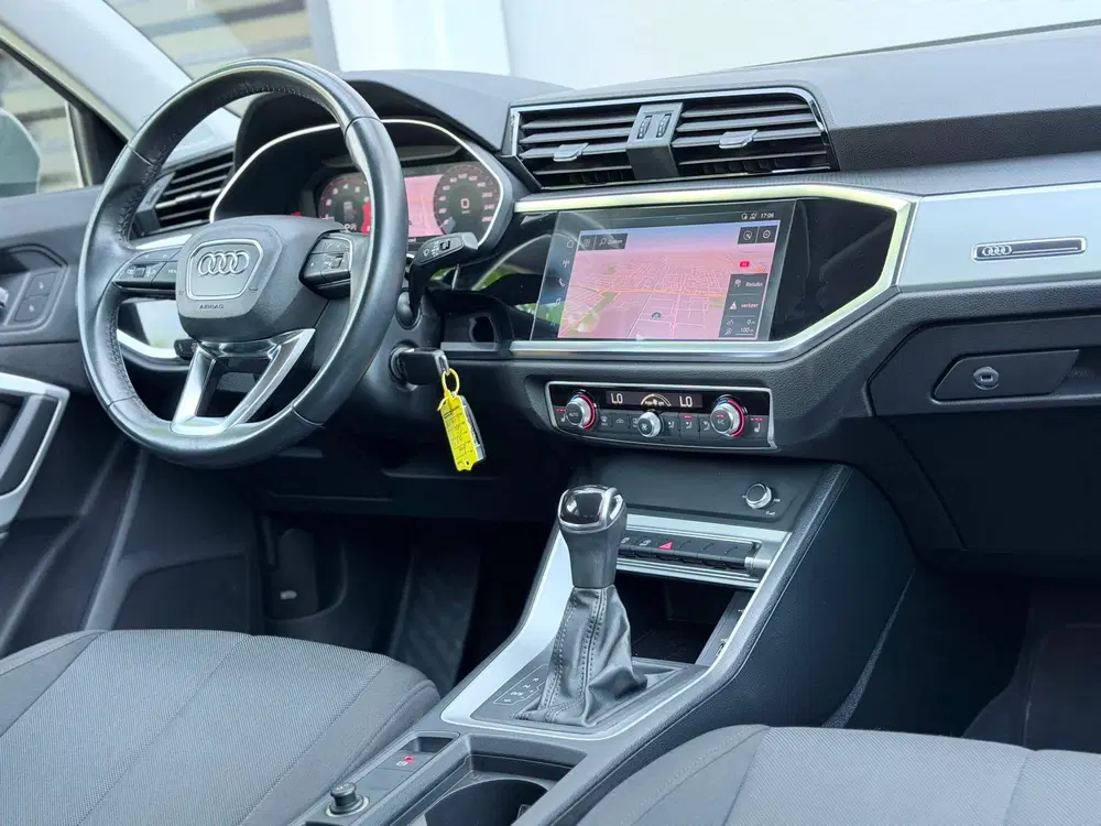 Audi Q3 35 TFSI Pro Line AppleCarPlay uit 2019, foto 16
