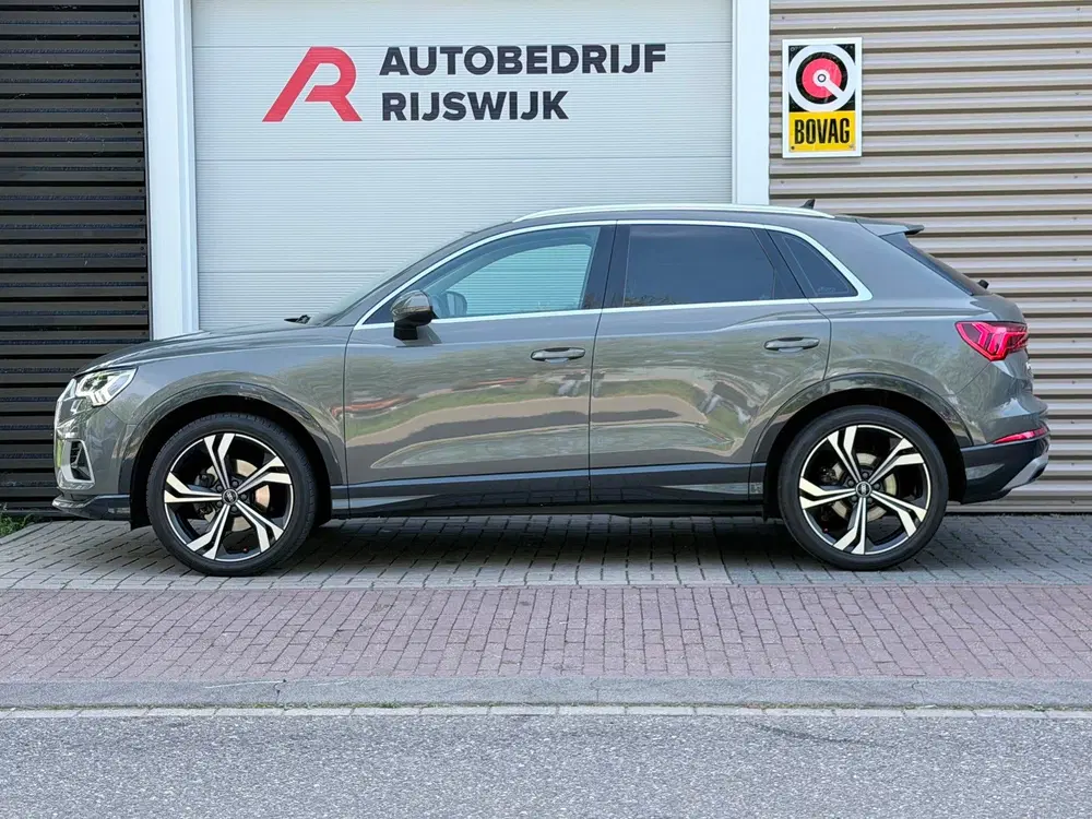 Audi Q3 35 TFSI Pro Line AppleCarPlay uit 2019, foto 2