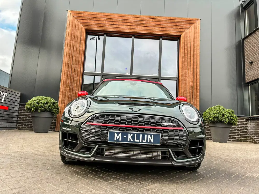 Mini Clubman 2.0 JCW ALL4 John Cooper Works F1 aut 306p uit 2022, foto 3