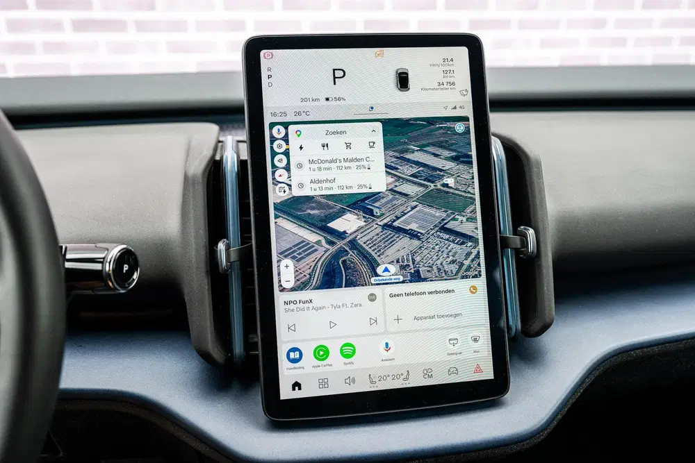 Volvo EX30 Single Motor Extended Range Plus 69 kWh uit 2024, foto 19
