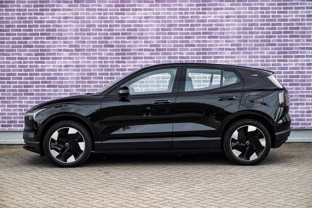 Volvo EX30 Single Motor Extended Range Plus 69 kWh uit 2024, foto 6