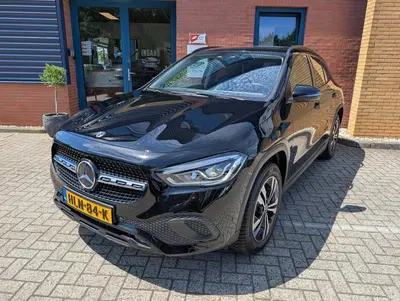 Mercedes-Benz GLA 250 E PROGRESSIVE uit 2022