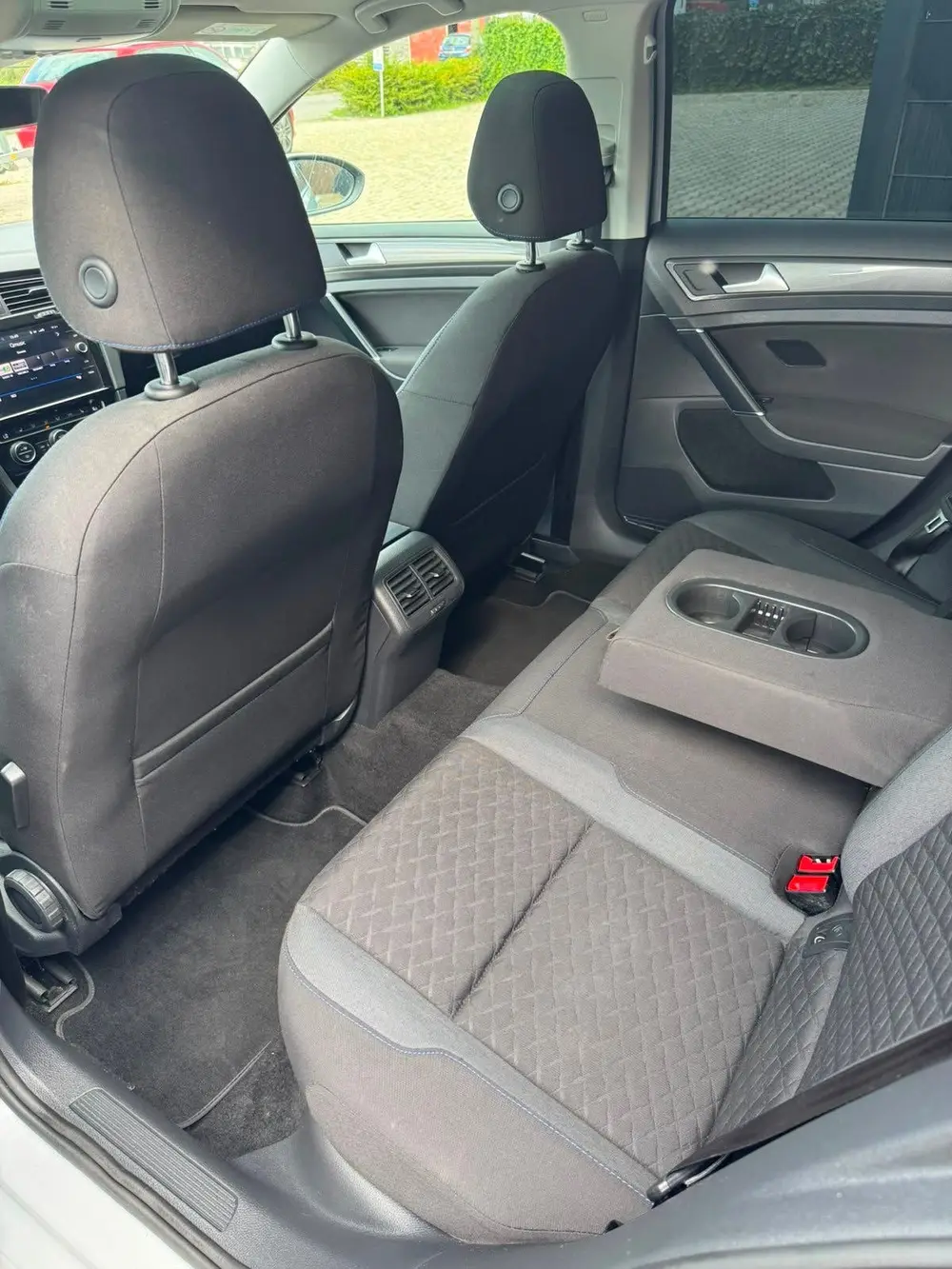 Volkswagen Golf VII Golf 1.5 TSI 130pk 7-DSG Bluemotion 2019 Wit uit 2019, foto 16