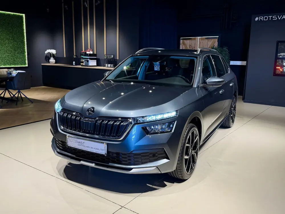 Skoda Kamiq 1.0 TSI Ambition DSG Navi uit 2020, foto 4