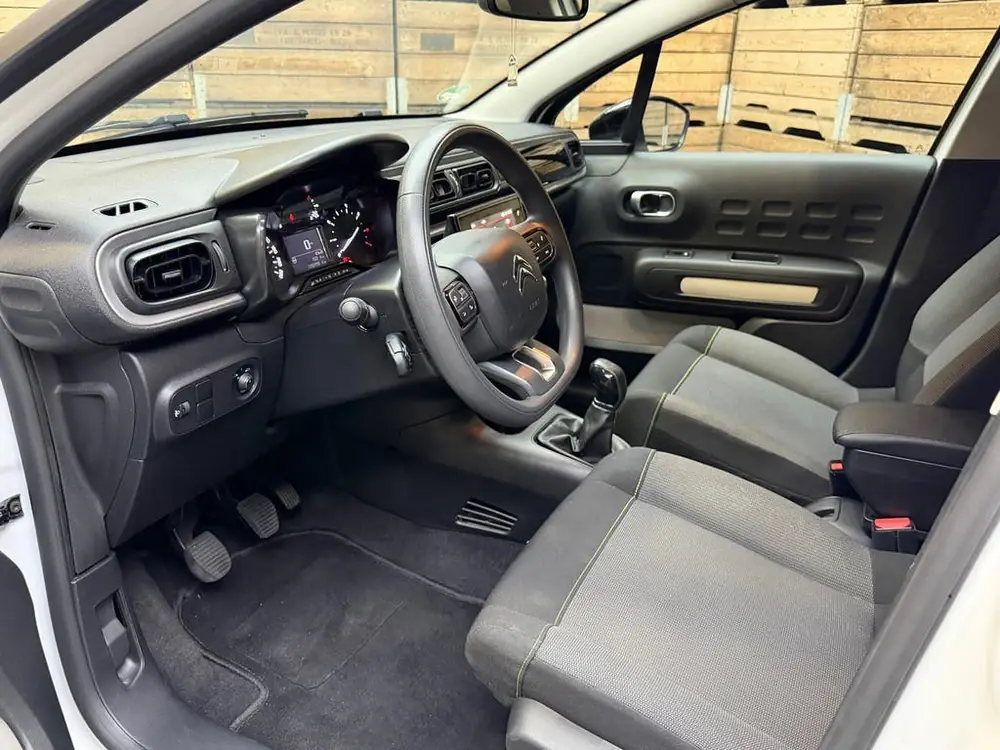 Citroën C3 Citroen C3 1.2 PureTech Feel Carplay Cruise LED uit 2021, foto 3