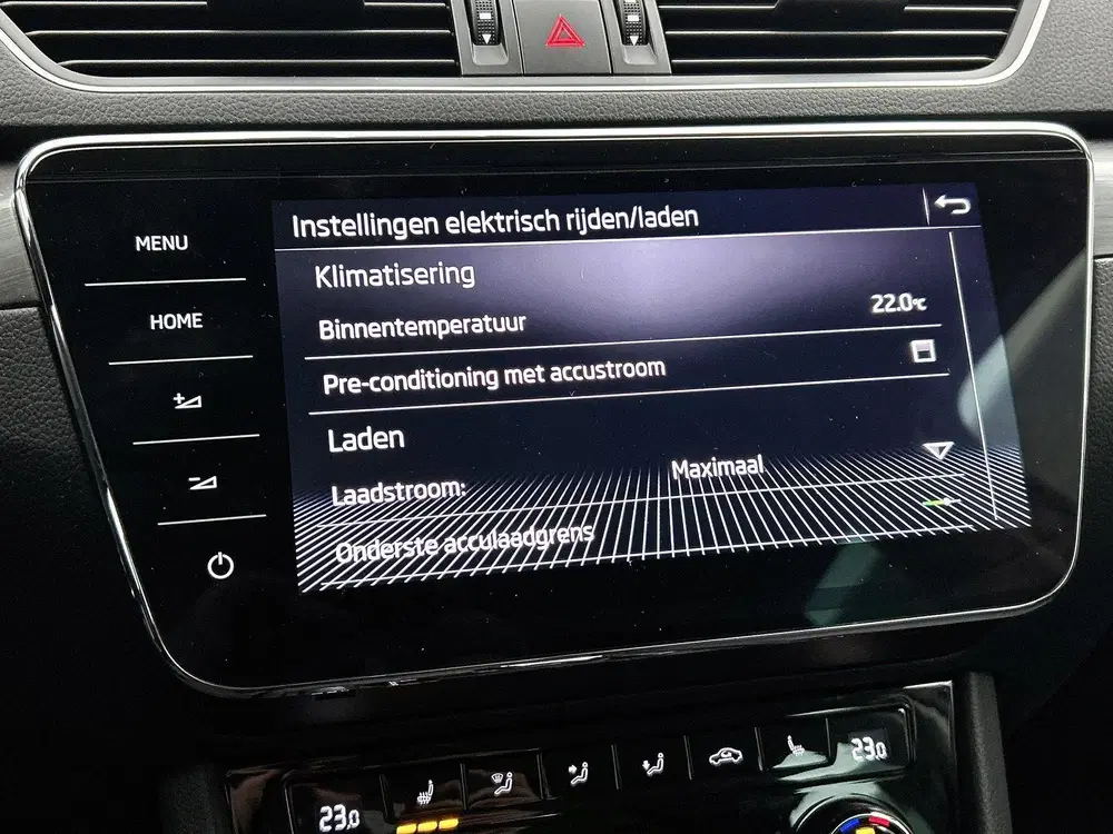 Skoda Superb 1.4 TSI iV Business Edition uit 2022, foto 16