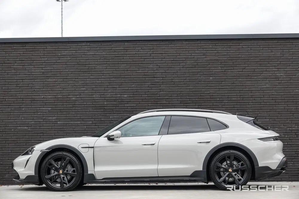 Porsche Taycan 476Pk uit 2023, foto 4