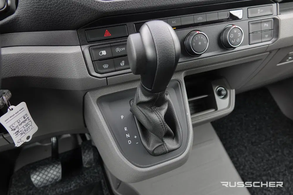 Volkswagen Crafter L3H3 uit 2024, foto 8