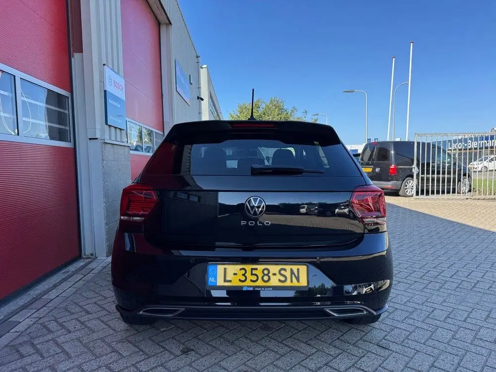 Volkswagen Polo 1.0 TSI Highline, R-Line, Navigatie, CarPlay uit 2021, foto 19