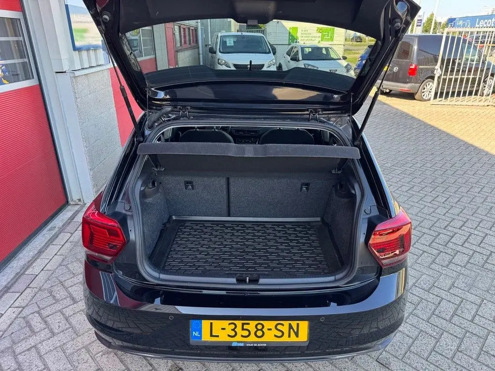 Volkswagen Polo 1.0 TSI Highline, R-Line, Navigatie, CarPlay uit 2021, foto 20