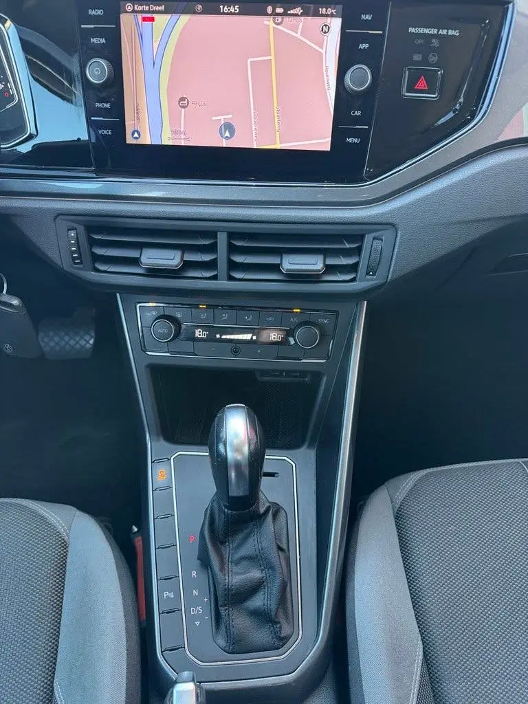 Volkswagen Polo 1.0 TSI Highline, R-Line, Navigatie, CarPlay uit 2021, foto 7