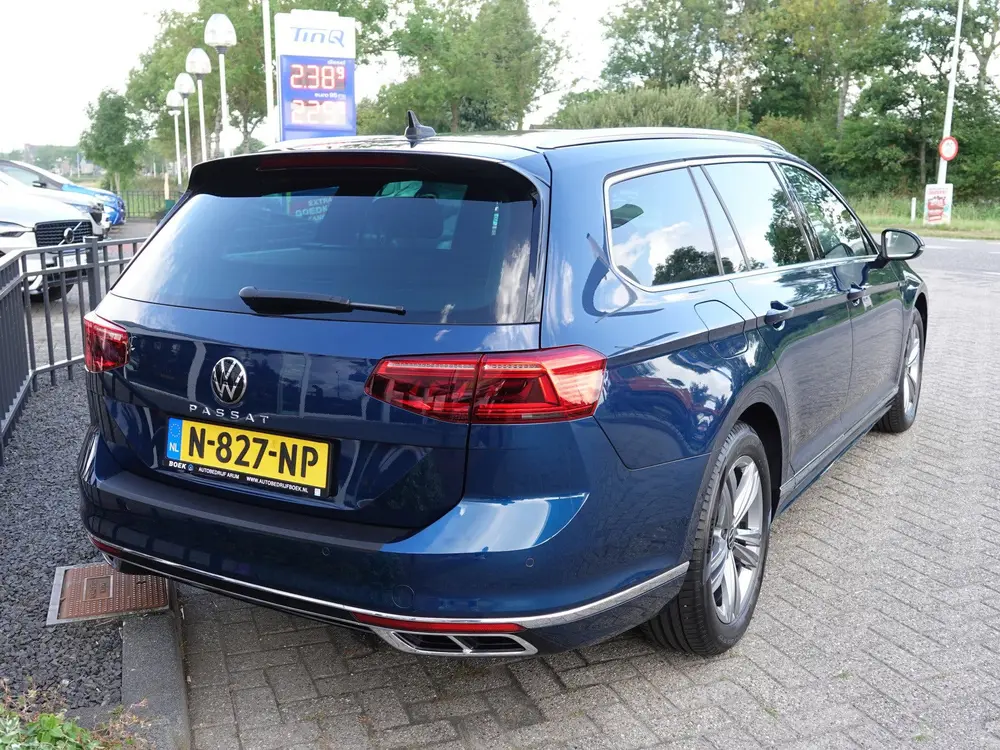 Volkswagen Passat Variant 2.0 TDI R-Line 150PK DSG LED | H-L uit 2021, foto 3