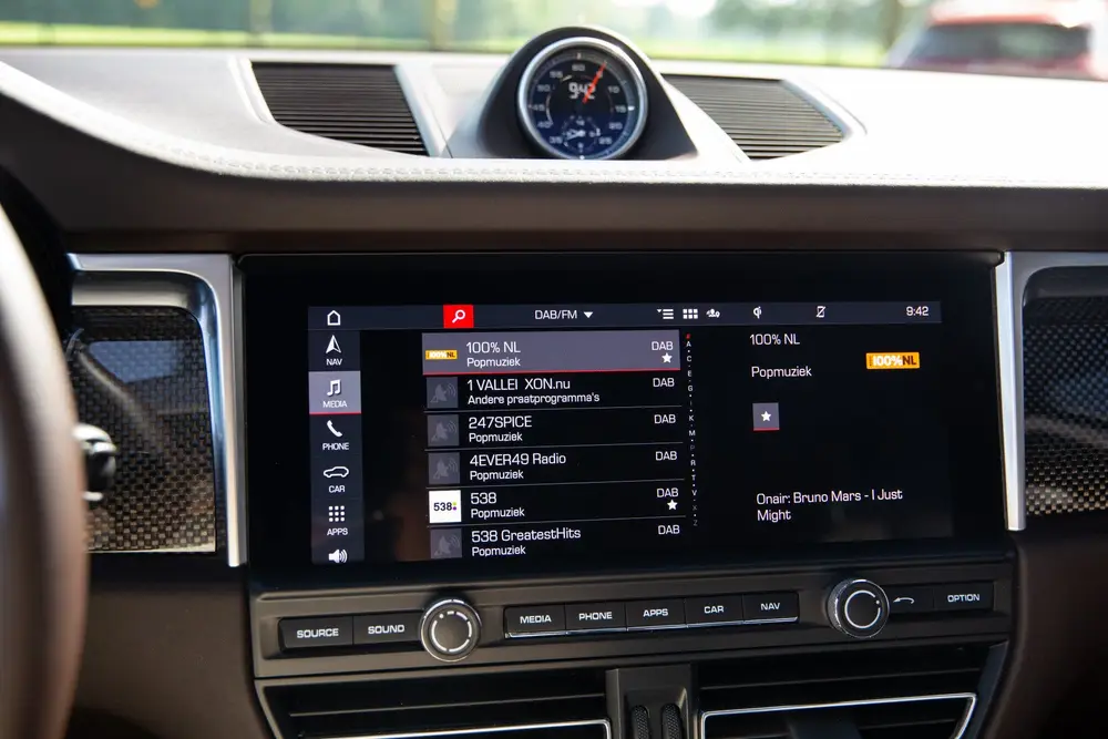 Porsche Macan 2.9 Turbo , Keramisch, Sport Chrono, 18-voudig uit 2019, foto 13