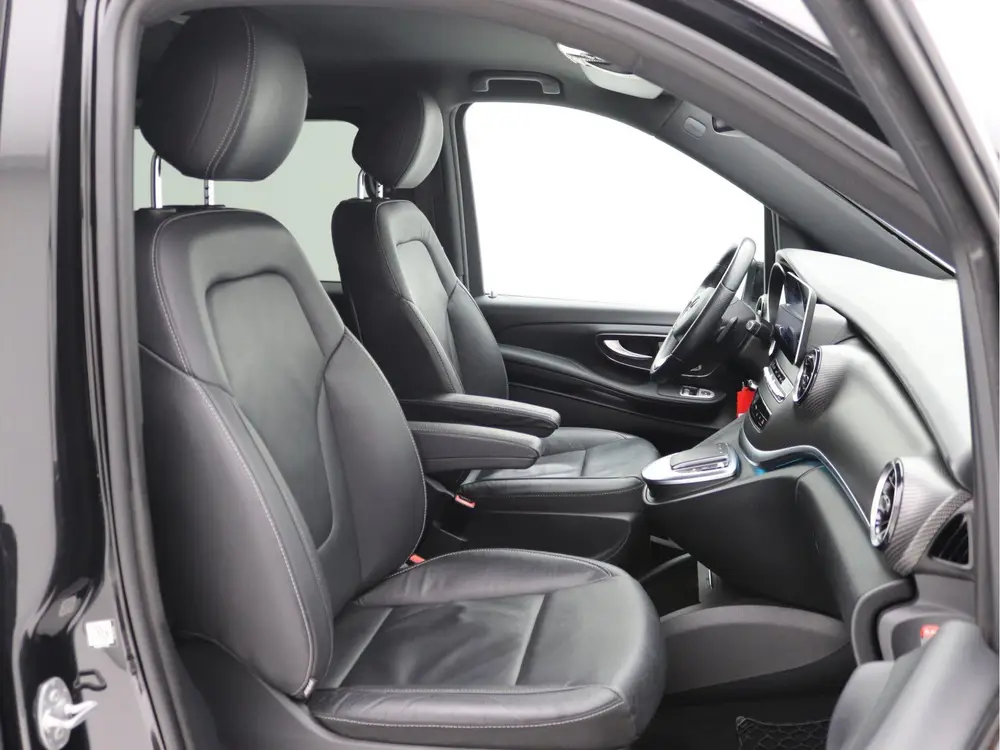 Mercedes-Benz V-Klasse 300d Extra Lang DC AMG Memory uit 2020, foto 10