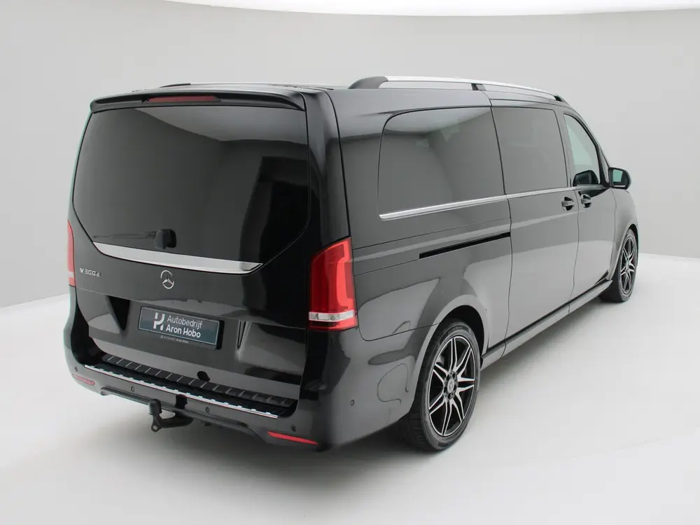 Mercedes-Benz V-Klasse 300d Extra Lang DC AMG Memory uit 2020, foto 5
