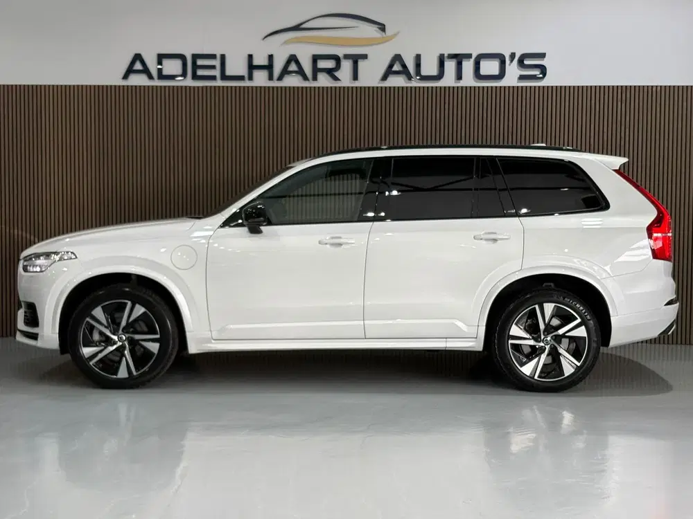 Volvo XC90 2.0 T8 Recharge AWD R Design 455 PK uit 2022, foto 2