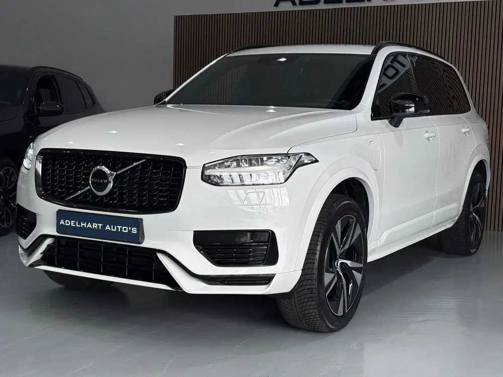 Volvo XC90 2.0 T8 Recharge AWD R Design 455 PK uit 2022, foto 4