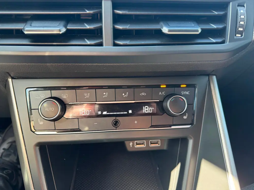Volkswagen Polo 1.0 TSI DSG 95 PK APPLE CARPLAY Clima Stoelv uit 2019, foto 12