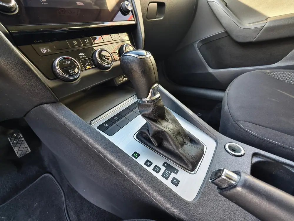 Skoda Octavia 1.0 TSI Greentech Ambition Business uit 2019, foto 6