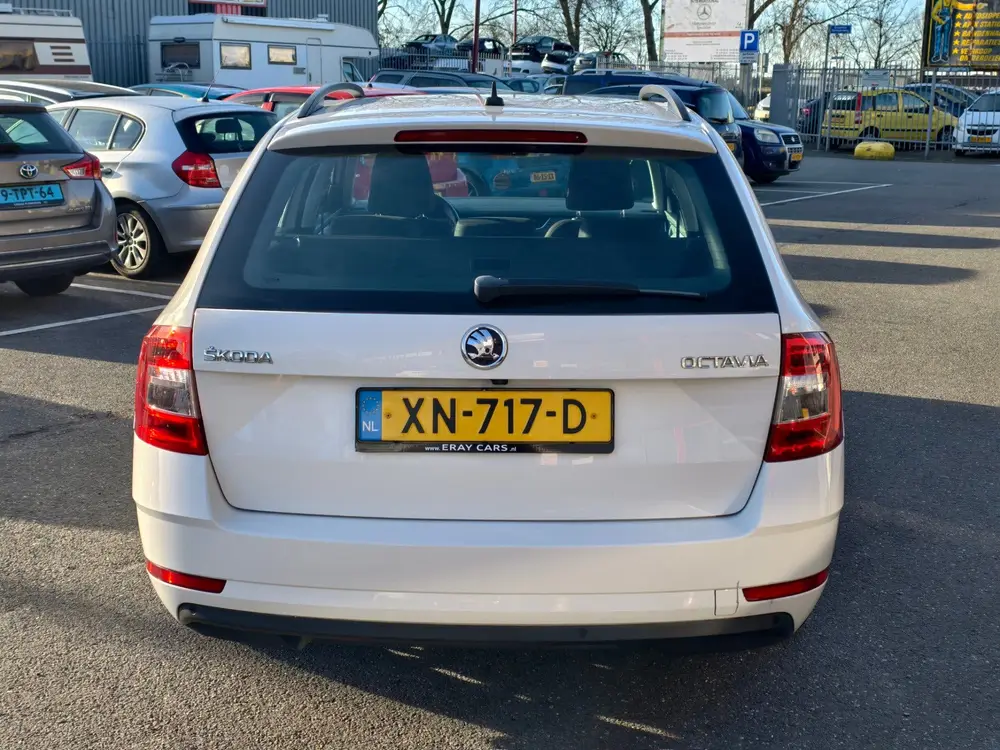 Skoda Octavia 1.0 TSI Greentech Ambition Business uit 2019, foto 7