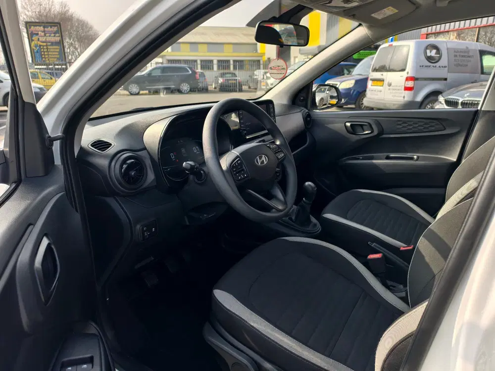 Hyundai i10 1.0 Comfort uit 2025, foto 2