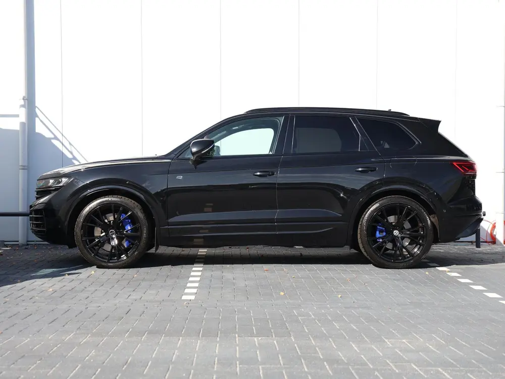 Volkswagen Touareg R 3.0 TSi eHybrid 4-M 462pk DSG | Lederen uit 2024, foto 11