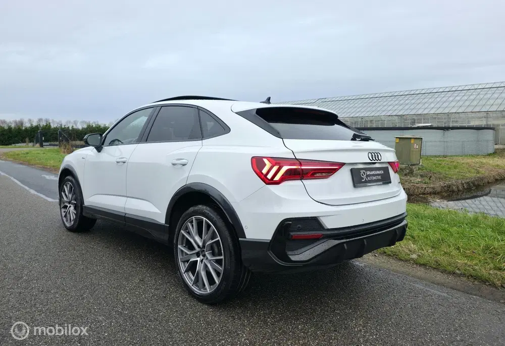 Audi Q3 45 TFSI Quattro uit 2023, foto 2